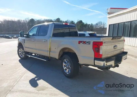 2017 Ford F-250 Lariat z USA, uszkodzony, nr VIN 1FT7W2BT1HEC18253